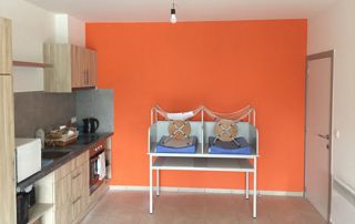 peinture murale orange