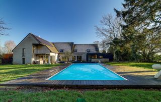 belle maison à vendre avec piscine à Mouscron