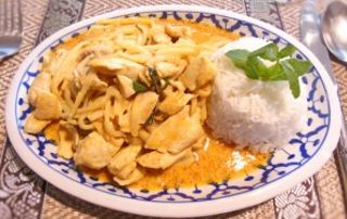 poulet curry jaune avec riz