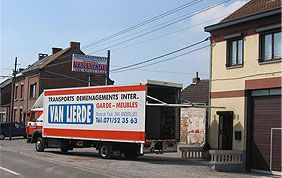 TRANSPORTS VAN LIERDE : déménagements dans le Hainaut