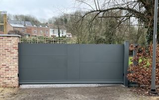 portail coulissant en alu