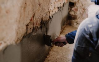 cimentage mur humide