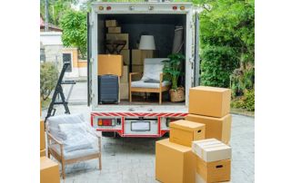 chargement cartons de déménagement