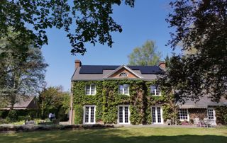 villa dans le Hainaut avec panneaux photovoltaïques