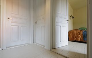 peinture blanche pour portes intérieures