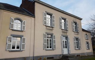 maison familiale avec châssis en PVC dans le Brabant wallon