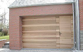 porte de garage design en bois