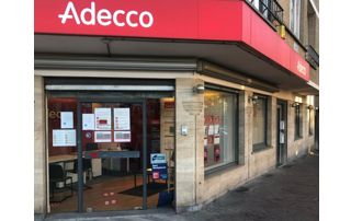 nouvelle porte vitrée pour l'entreprise Adecco