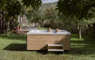 spa extérieur en bois