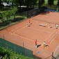 terrain de tennis terre battue
