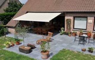 tente solaire terrasse jardin