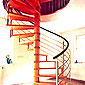 Escalier tournant en bois