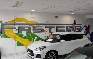 showroom Fastcar Suzuki blanche