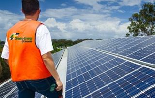 pose de panneaux solaires
