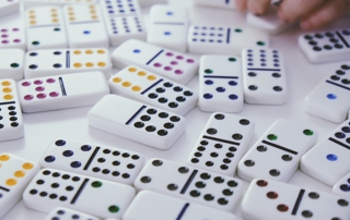 dominos