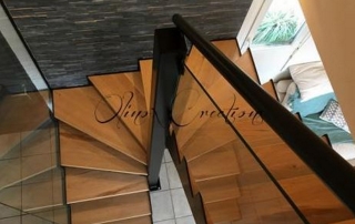 escalier en bois avec angle