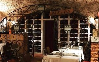 salle de restaurant les caves